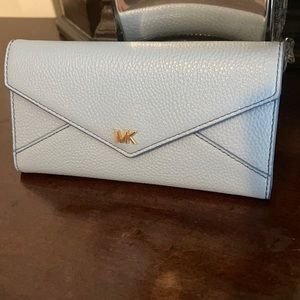 Michael Kors wallet like new